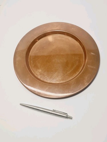 Vintage round decorative - 9⅓",