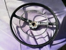 VOLANTE   ORIGINALE  EPOCA   COMPLETO DI MOZZO PER   FIAT 1300-1500