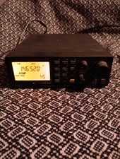 Ricevitore a banda larga per comunicazioni Icom modello IC-R100