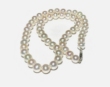 Collana di perle bianche Akoya