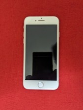 iPhone 8 - 64GB -bianco ottime condizioni + 8 cover e vetrino no vivavoce