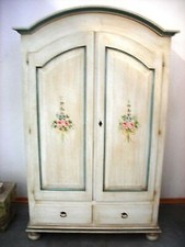 ARMADIO DECORATO A MANO!!