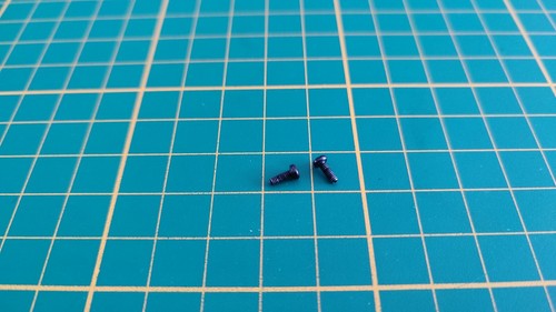 Vis 7x5mm pièce - vis,