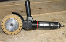 Levigatrice a spazzola