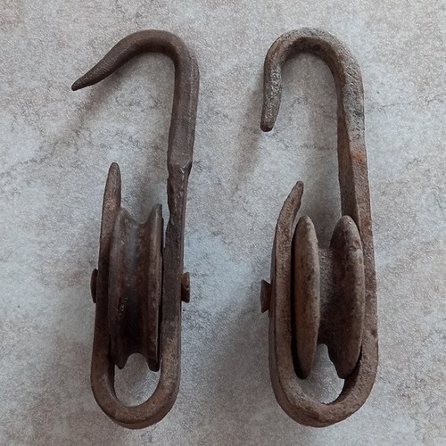 Coppia carrucole antiche in - coppia,
