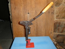 MEC CASE CONDIZIONATORE RICARICA SHOT SHELL PRESSA MANOMETRO?