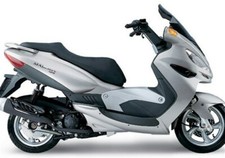 MALAGUTI MADISON RICAMBI MOTORE CARENE FORCELLA FARI CENTRALINA CAVALLETTO 2000