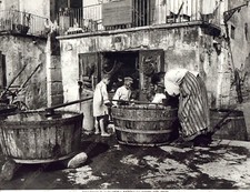 1972 NAPOLI La toeletta nella