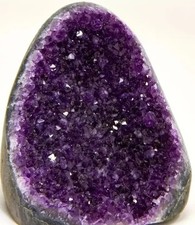 Pietra grezza di ametista