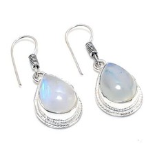 Orecchino gioiello fatto a