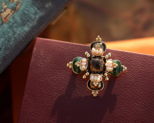 Broche doré antique floral - doré,