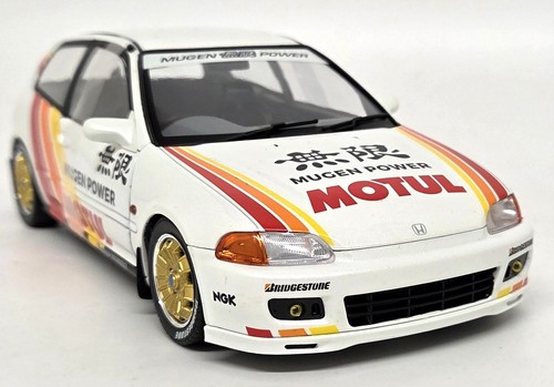 Modellino auto solido 18 - solido, 1/18