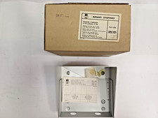 MATERIALE ELETTRICO CIVILE URMET MOD 725/721 CUSTODIA DA APPOGGIO CON VISIERA