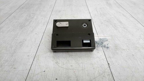 Serratura verticale per porte
