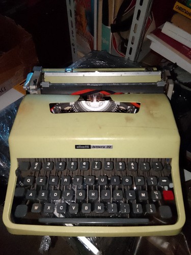 Macchina scrivere olivetti - scrivere,