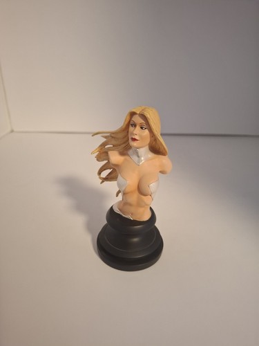 Diamond select marvel - select, emma