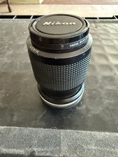 Nikon AF Nikkor 35-105 mm f/3.5-4.5 D con cappuccio morbido HR-4 - per Nikon attacco F