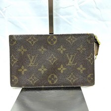 LOUIS VUITTON Secchiello Pouch