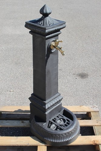 Fontana ghisa modello - in,