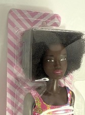 Barbie bambola afroamericana