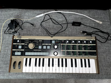 Tastiera Korg MicroKorg con interfaccia USB MIDI + microfono - leggermente usata