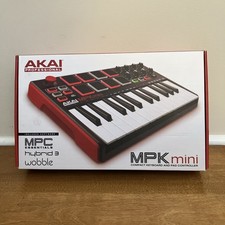 Akai MPC Mini MKII 25 tasti