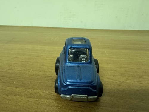Fiat 500 caricatura - caricatura, deformed