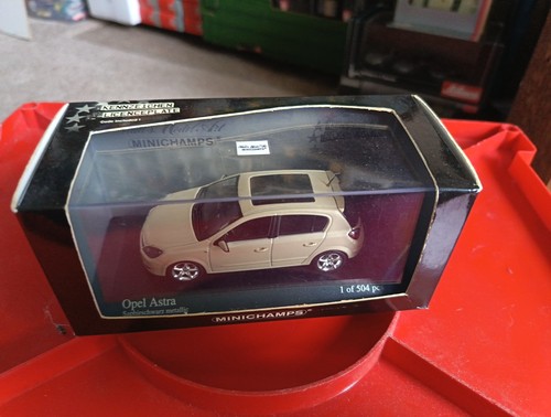 Modellino scatola 1 43 - in, 1/43