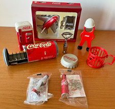 COCA COLA LOTTO 9 OGGETTI VARI CAVATAPPI FUNPLANE LATTINA PORTA CD TAPPO CORONA