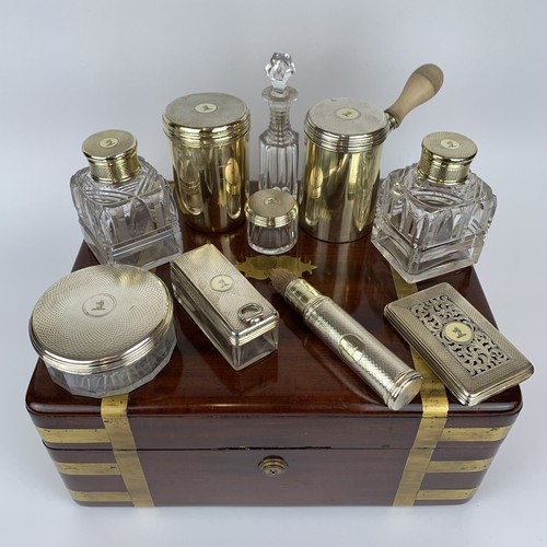 Set toeletta fine - fine, georgiano