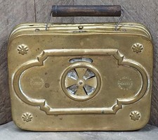 Antica scatola scaldapiedi