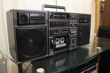 Sanyo stereo cassette - c,