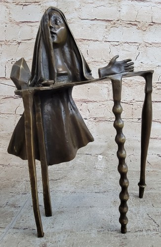 Statua dali arte moderna - statua,