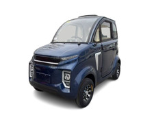 SCOOTER ELETTRICO CABINATO