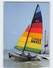 Cartolina Catamarano Colorato