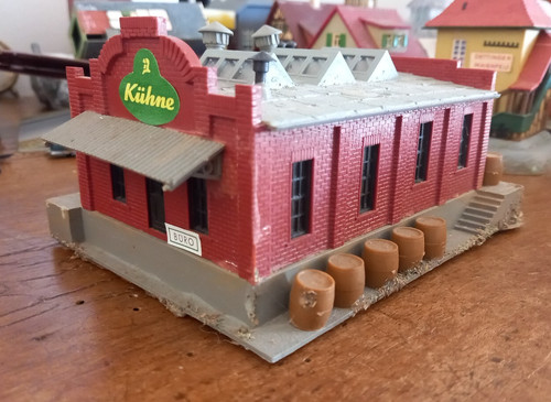 Officina azienda vinicola - officina,