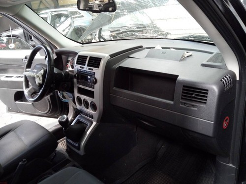 Salpicadero 2495672 para - /,