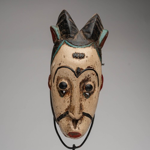 0432 maschera baule con base - 0432,