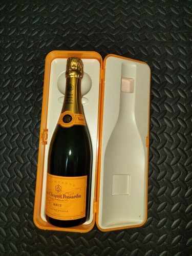 Veuve clicquot smeg - clicquot,