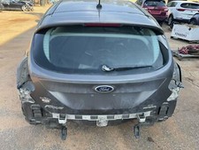 12-14 FORD FOCUS SE HATCHBACK