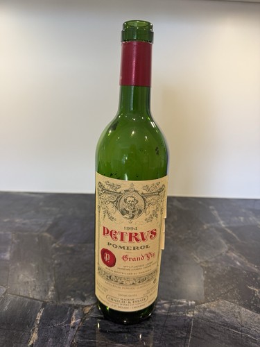 Bottiglia vuota petrus pomerol - bottiglia,