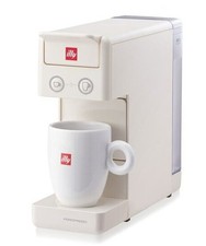 illy Y3.3 macchina