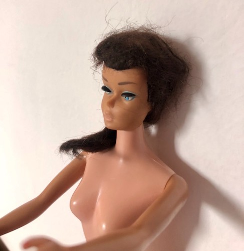 Barbie brunette european swirl - barbie,