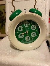 SVEGLIA VINTAGE ANNI 70 A FANALE DI AUTO D’EPOCA MADE IN GERMANY