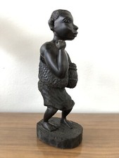 Statua Intagliata in Legno