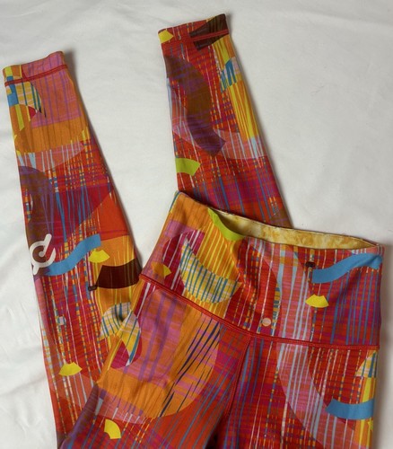 Con leggings alla - alla, caviglia