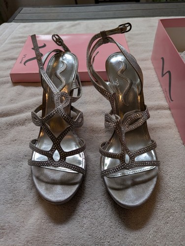 Scarpe eleganti con tacco - , nina