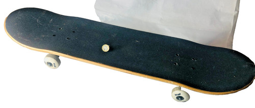 Tony hawks skateboard - hawks,