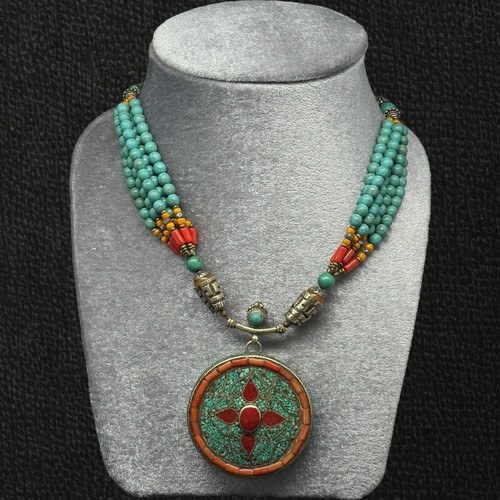 Collana antica unica con