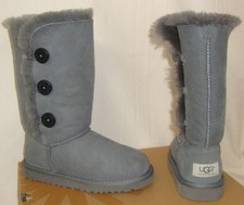 Stivali alti scamosciati UGG